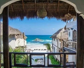 Hotel Chica Tulum 4*,